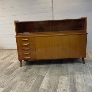 A-Nr. 4  Vintage Dressoir Tatra Nabytok in Mahony +- 1960-70