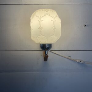 A- 425 Vintage / Retro Wall Lamp by ; Drevo Humpolec / EFC Chech-Republic +-1965